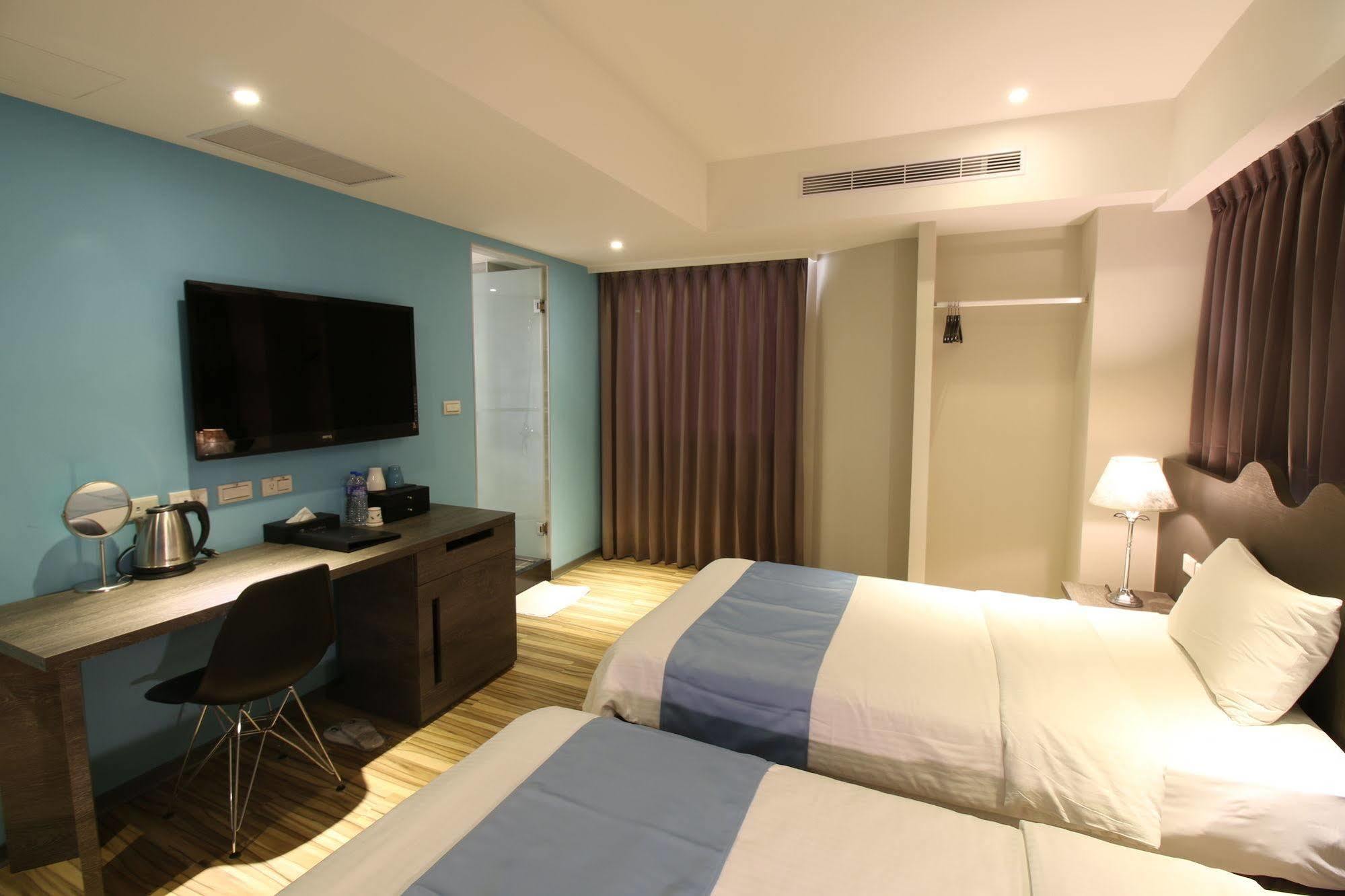 Blue Coast Hotel Гаосюн Екстер'єр фото