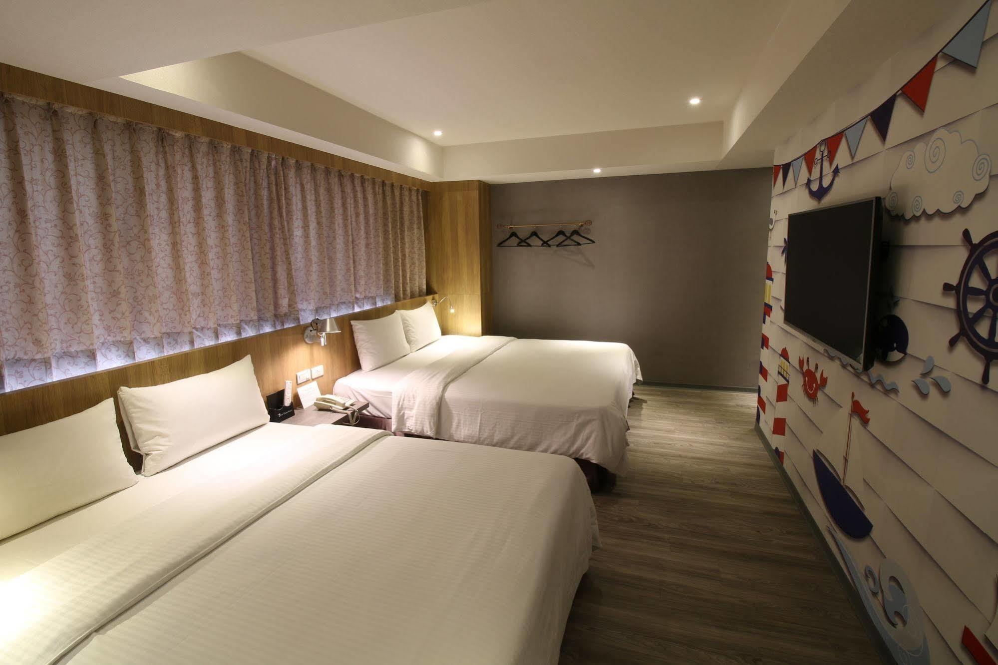 Blue Coast Hotel Гаосюн Екстер'єр фото